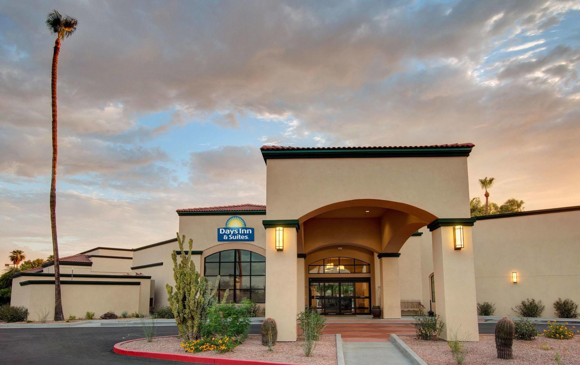 Independence 47 Hotel Scottsdale Exterior photo